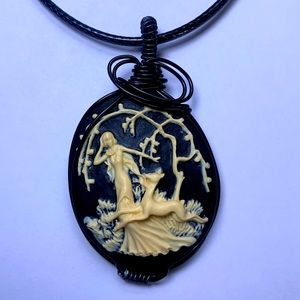 “Diana” Cameo Necklace (Handcrafted, NWT)